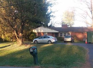 984 Ladd Rd, Waynesboro, VA 22980