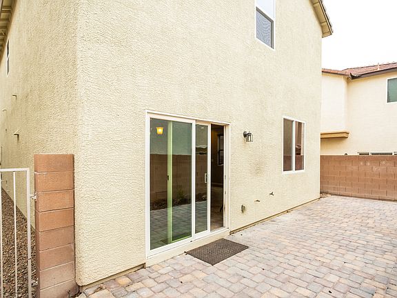 4th image of 5670 Foxglove Field St