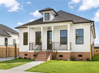 4048 Hamlet Dr, Chalmette, LA 70043