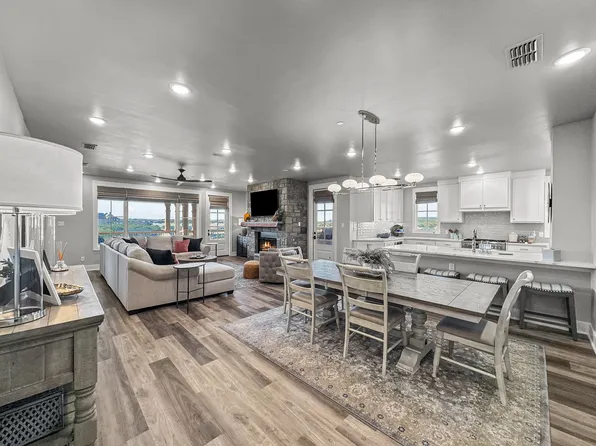 1673 Scenic Dr Unit 203, Graford, TX 76449