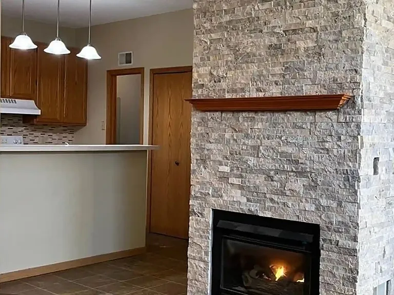 15563 Garnet Way — Photo 6
