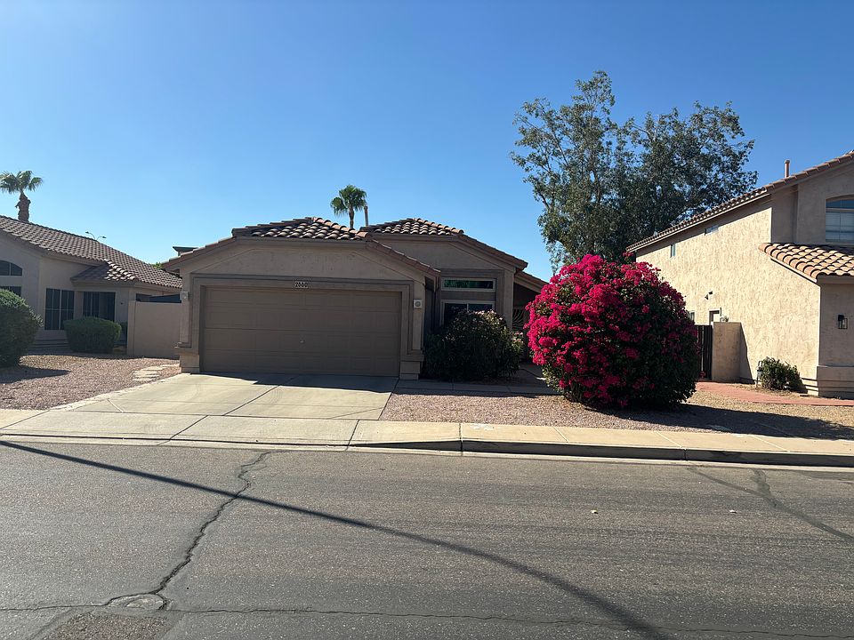 1st image of 2660 S Los Altos Dr