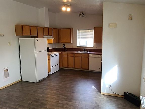 3rd image of 5515 NE 82nd Ave APT 17