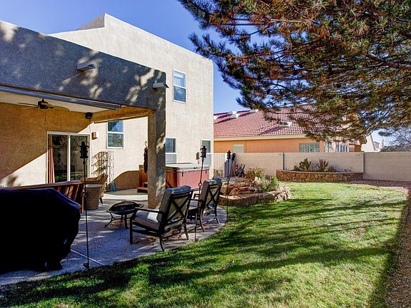 5th image of 10831 Vega Vista Dr NW