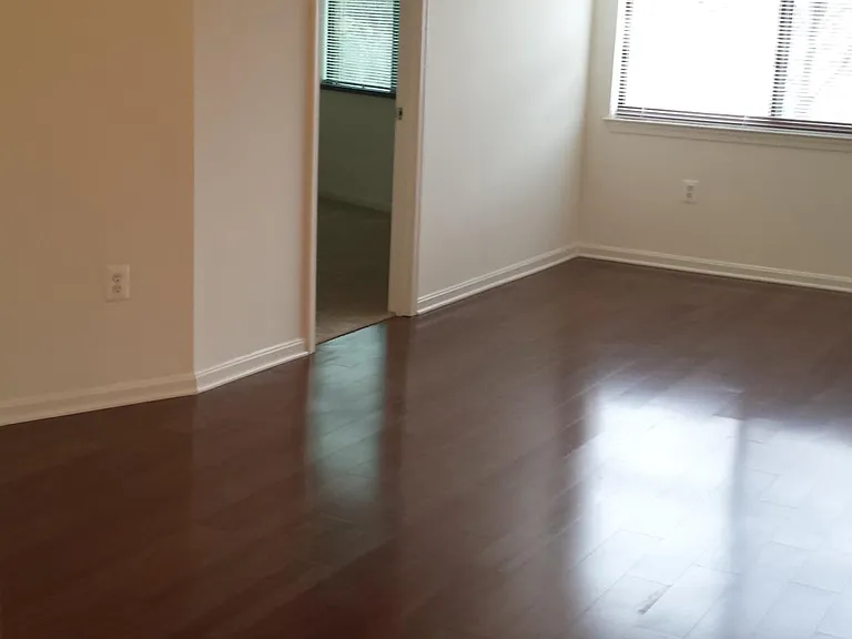 10101 Grosvenor Pl #520 — Photo 5