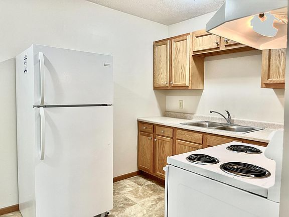 3rd image of 8-7277 Stuhldreher St NW APT 8