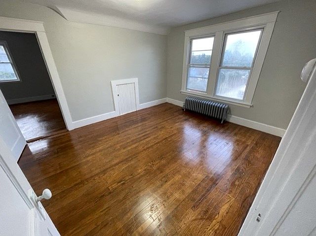 1st image of 61 Wooding St #3