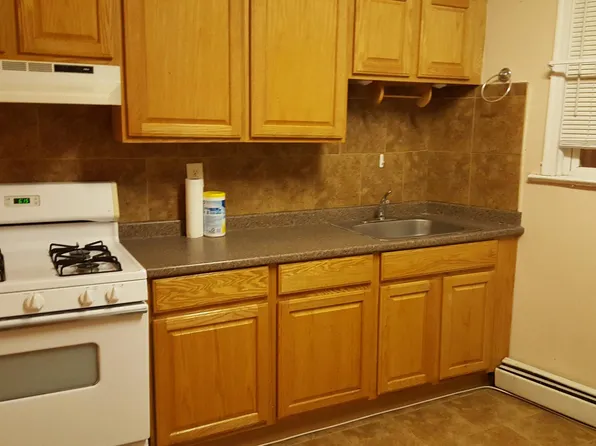 56 Hancock St, Staten Island, NY 10305