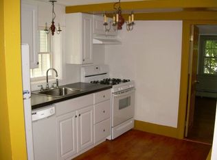 127 Derby St, Salem, MA 01970