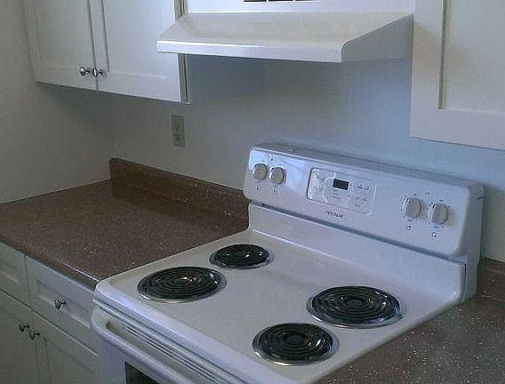4th image of 3041 Edge Mar Dr #B