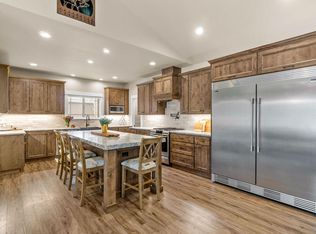 19435 Calico Rd, Bend, OR 97702