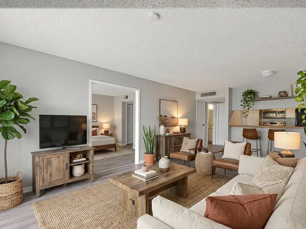 10110 Forum West Dr APT 130, Houston, TX 77036