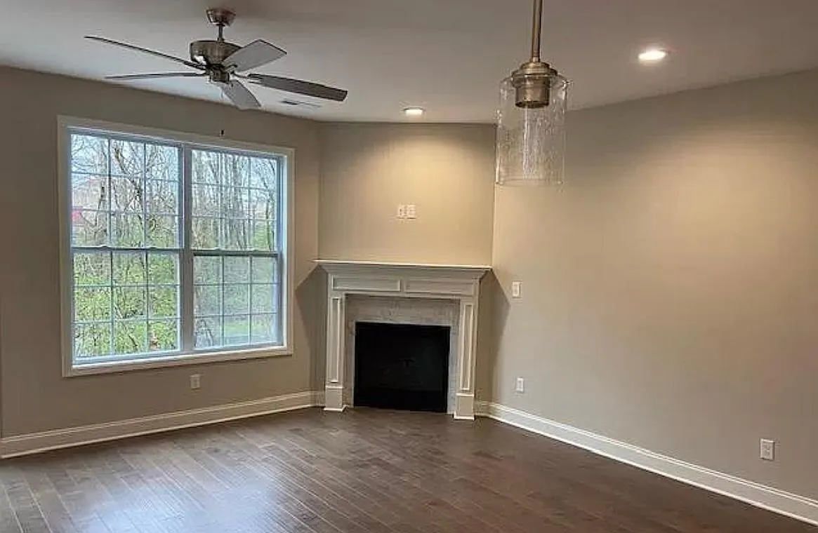 816 McCammon Ave — Photo 4