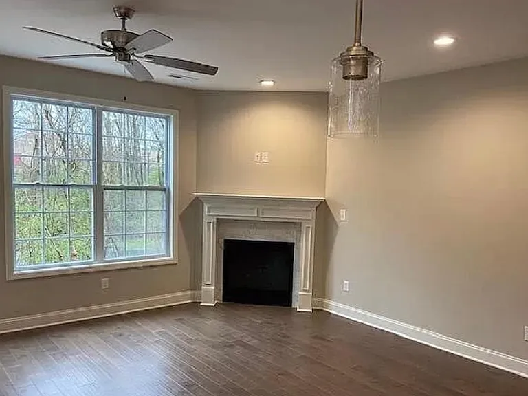 816 McCammon Ave — Photo 4