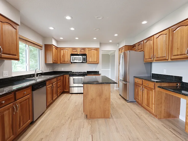 2062 Chesapeake Pl — Photo 10
