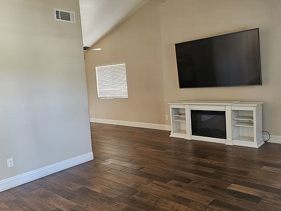 3rd image of 5603 San Mateo Dr