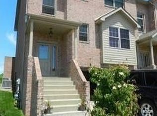 4000 Augusta Ln, Jeannette, PA 15644