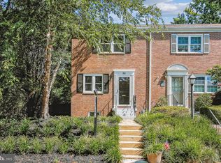 32 E Rosemont Ave, Alexandria, VA 22301