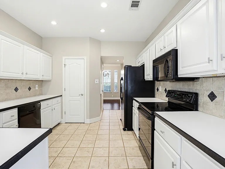 422 Pease Holw — Photo 13