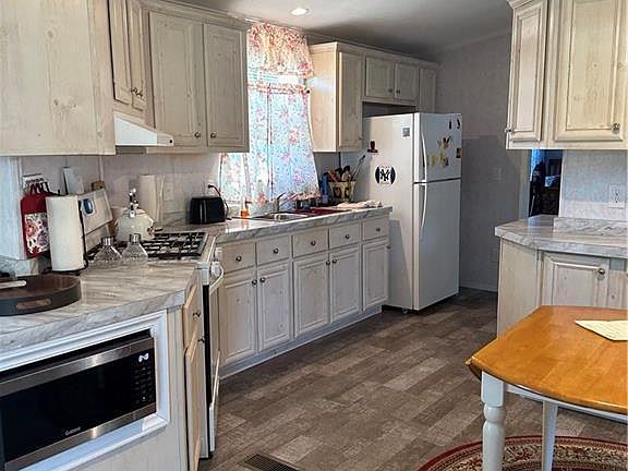 3rd image of 301 Buddington Rd Lot 66