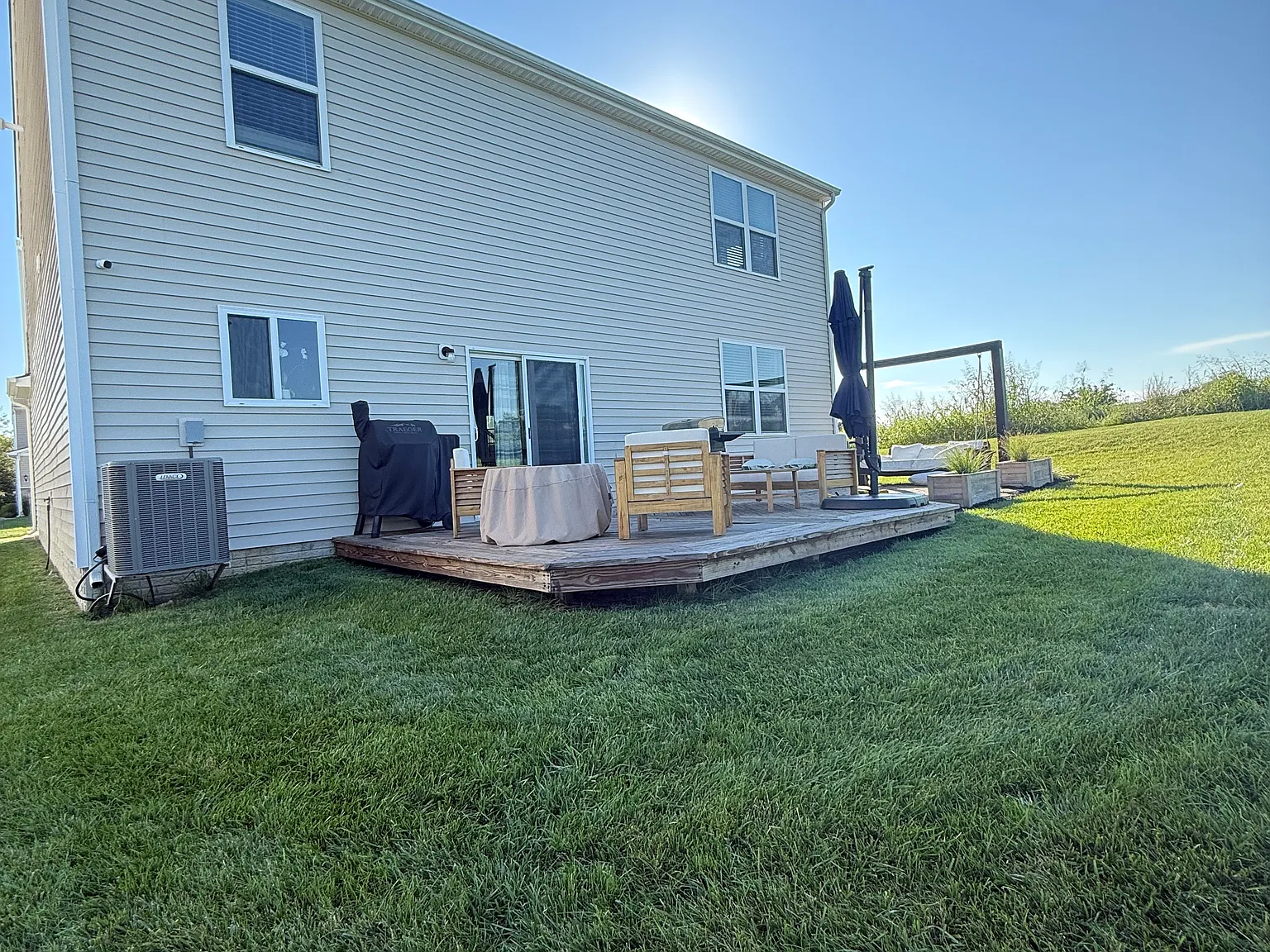 4 bed, 2.5 bath, 2296 sqft, $2,750 — Photo 3