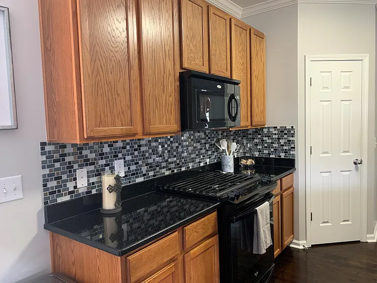 Premium granite; gas range; pantry