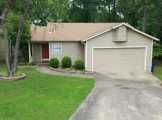 120 Pin Oak Cv, Maumelle, AR 72113
