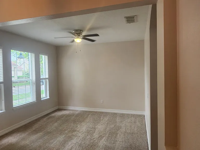 7018 Beargrass Rd — Photo 6