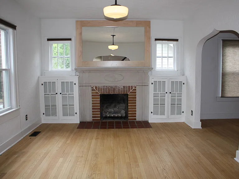 612 S Grant St — Photo 2