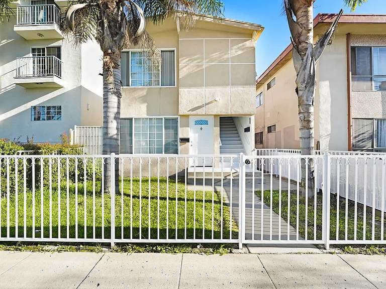 12058 Culver Blvd — Photo 1