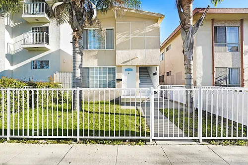 12058 Culver Blvd Photo 1