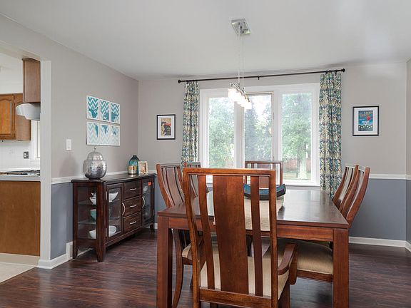 4th image of 70 Cherrywood Dr