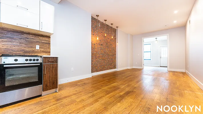 Rented by Nooklyn NYC LLC | media 25