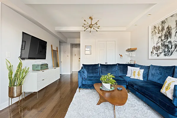 Sold by Compass | media 3