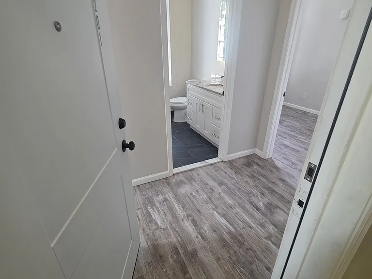 3012 E Thompson St #202 — Photo 12