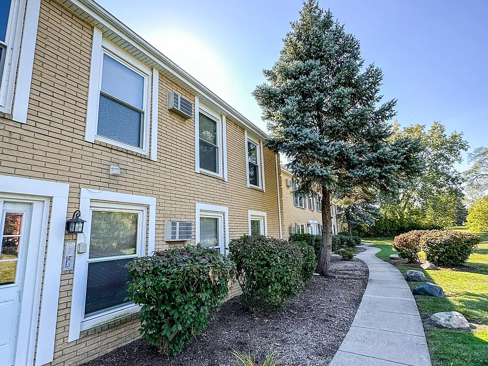 2612 Lovington Dr #2