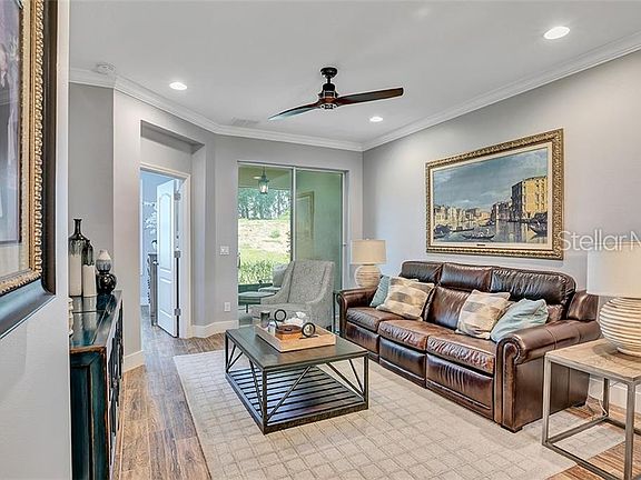 5th image of 13521 Fountainbleau Dr