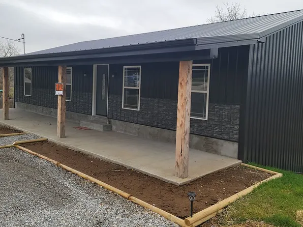 505 Ryan Ave, California, MO 65018