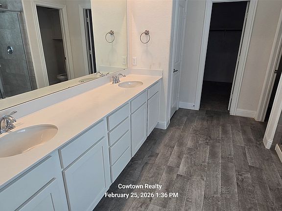 4th image of 6201 Cheshire St