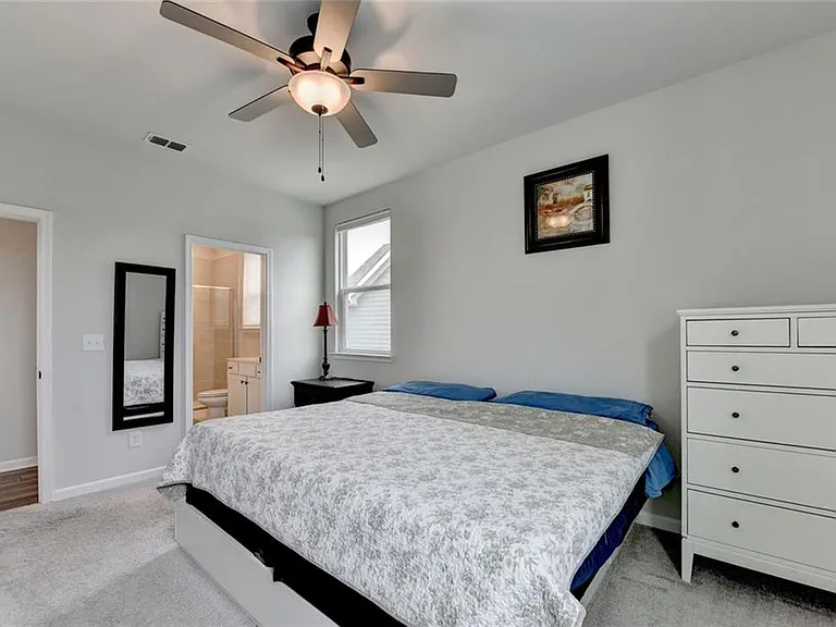 4665 Shipley Ave — Photo 38