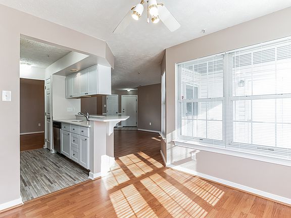 3rd image of 2405 Forest Edge Ct #103-1-1