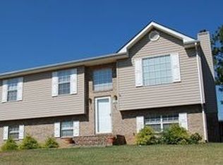 1209 Kings Arms Dr, Salem, VA 24153