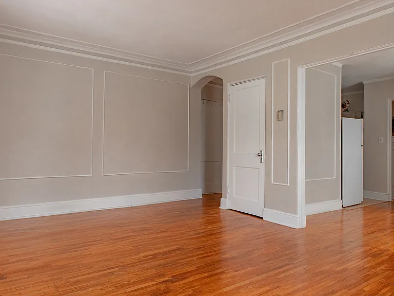 569 Portland Apartments — Photo 30