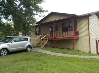 1306 Rock Springs Rd, Bethpage, TN 37022