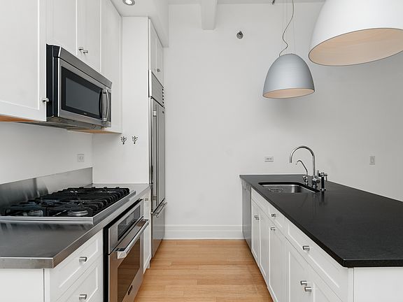 2nd image of 70 Washington St APT 2P
