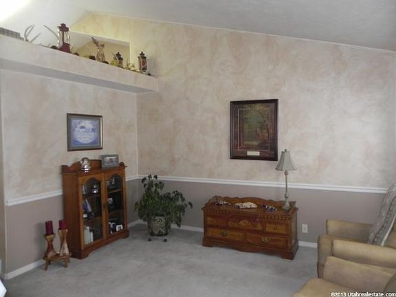 3rd image of 4922 W Shayn Hill Dr