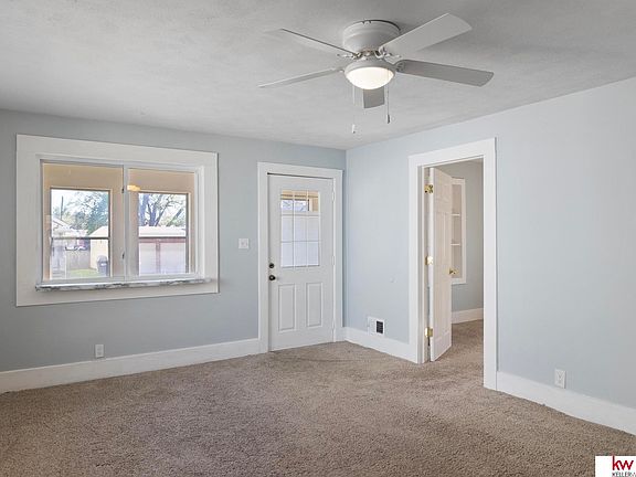 4th image of 5618 Dorcas St