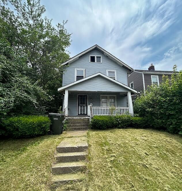 1st image of 1017 E 14th Ave