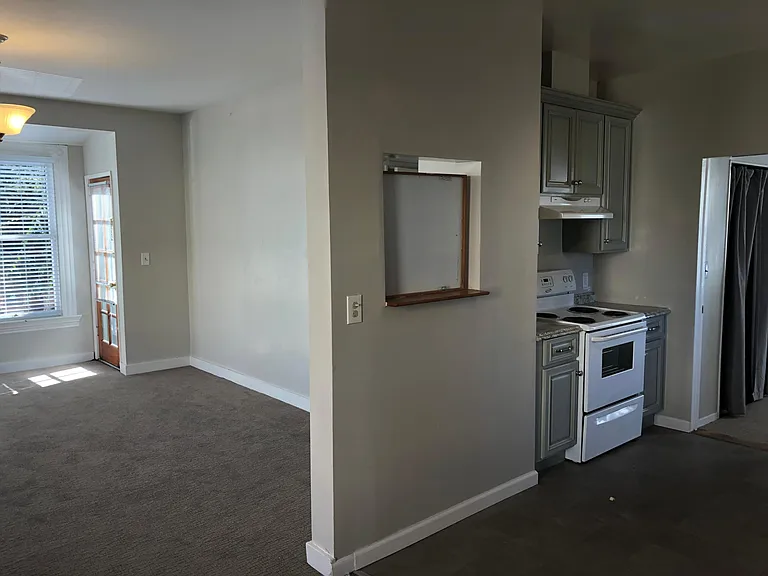 2306 Central Ave #E — Photo 5