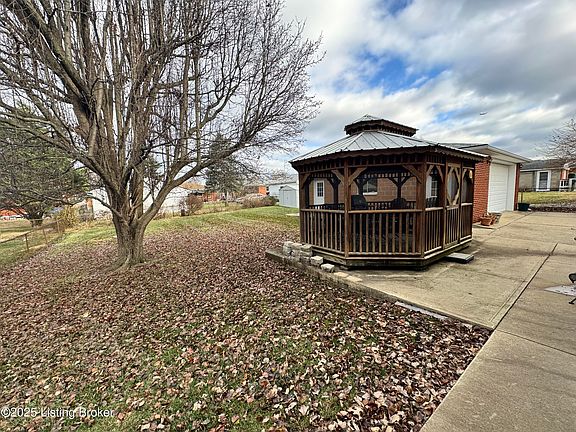 4th image of 5517 Pico Ln
